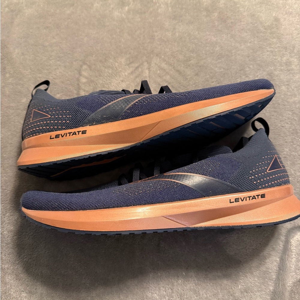 Brooks Levitate Women's Navy and Rose Gold Running Sneakers